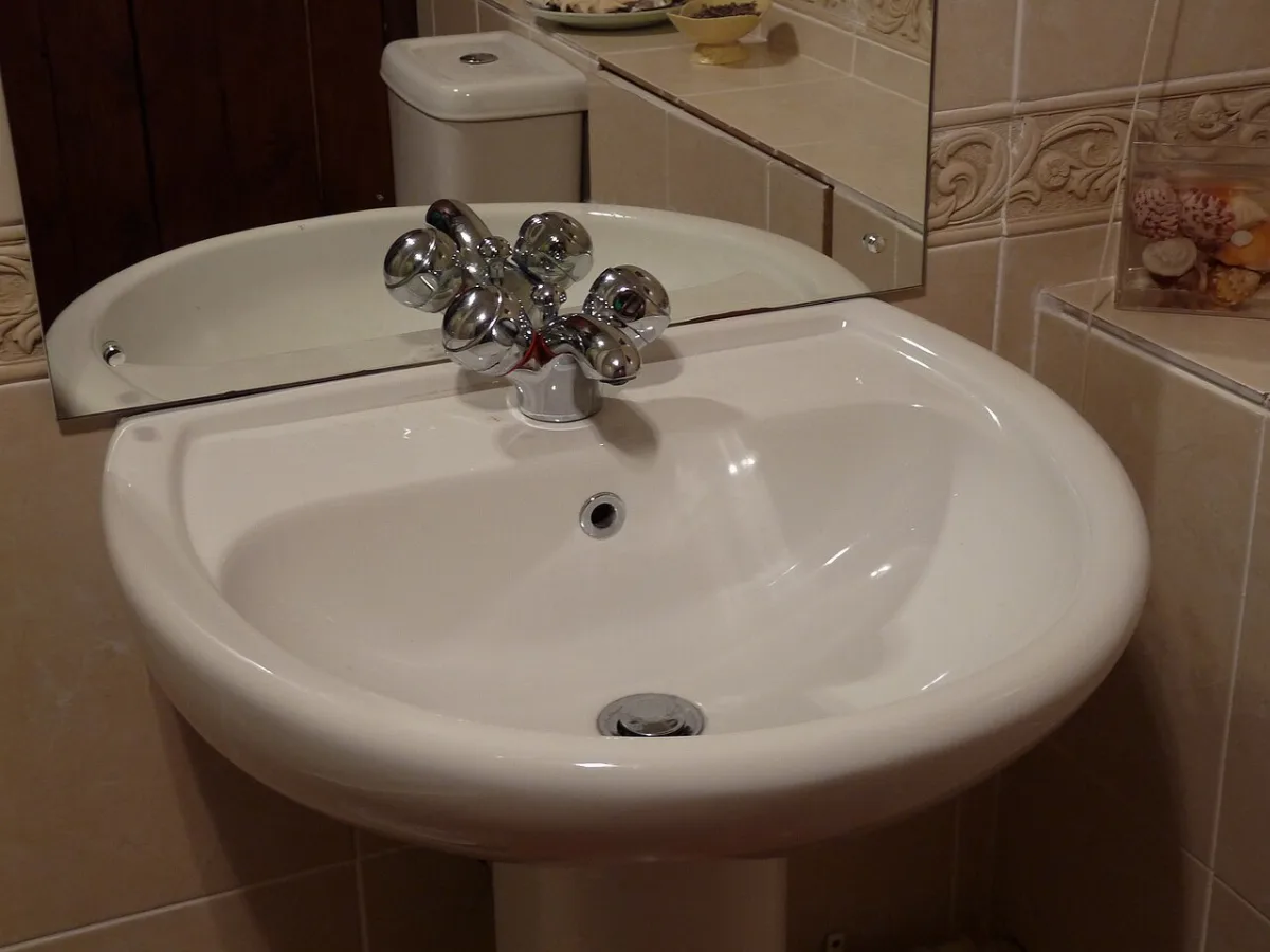 A bathroom sink